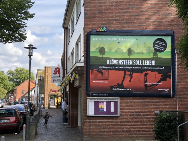Plakat der Bürgerinitiative Klövensteen